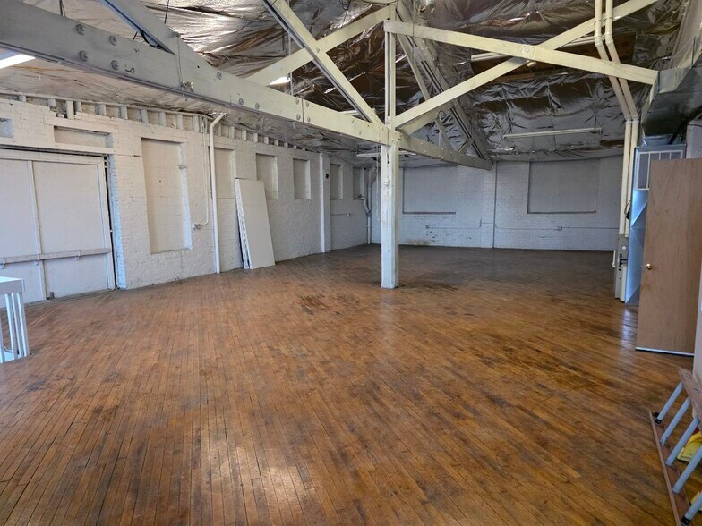 More Photos Of 1100 W Town St, Columbus Industrial For Sale