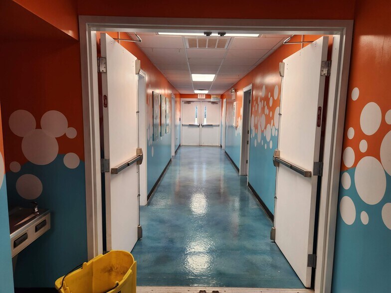 More Photos Of 521 W Grantham Rd, New Bern Specialty For Sale