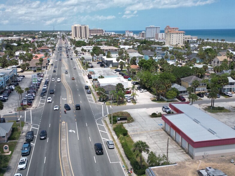 More Photos Of 815 S 3rd St, Jacksonville Beach Auto Repair For Lease