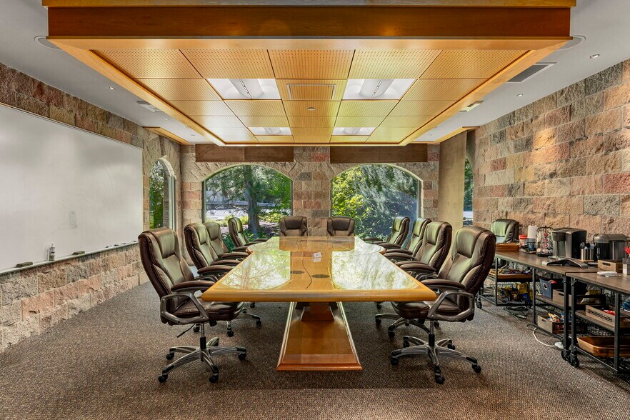 More Photos Of 6160 Plumas St, Reno Office For Sale