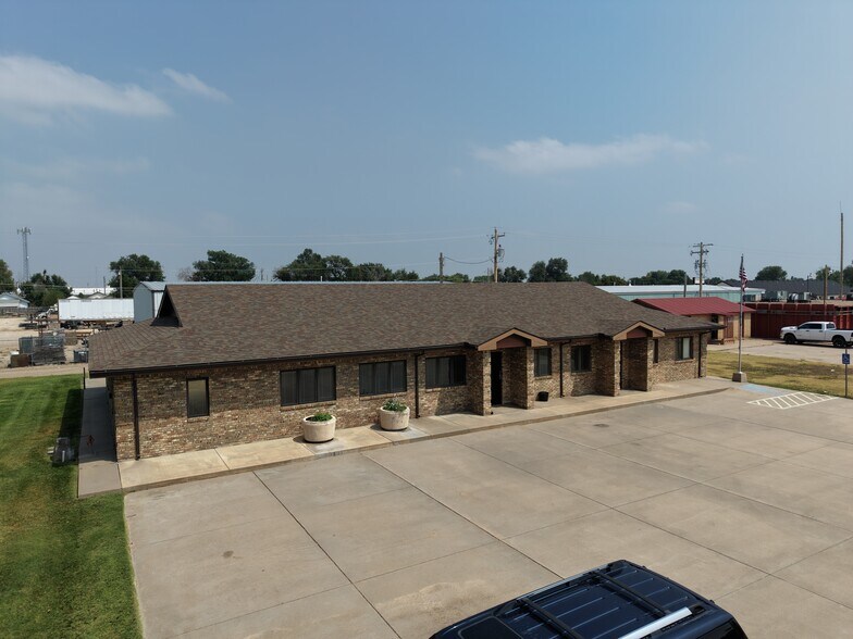 More Photos Of 524 S Main St, Ulysses Office For Sale