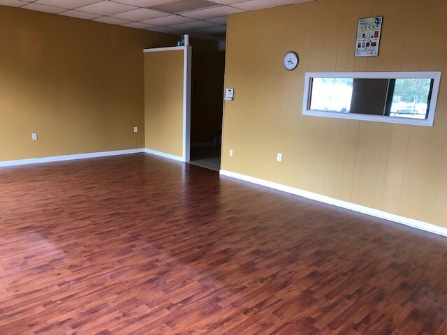 More Photos Of 119 Hollywood Blvd, Fort Walton Beach Flex For Sale