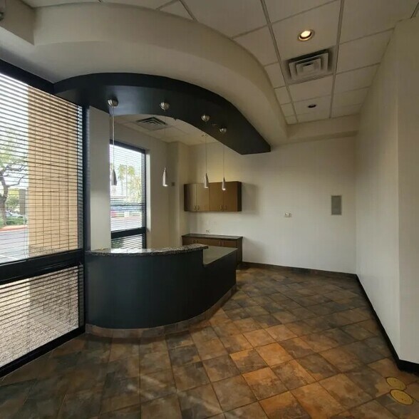 More Photos Of 16841 N 31st Ave, Phoenix Office For Sale