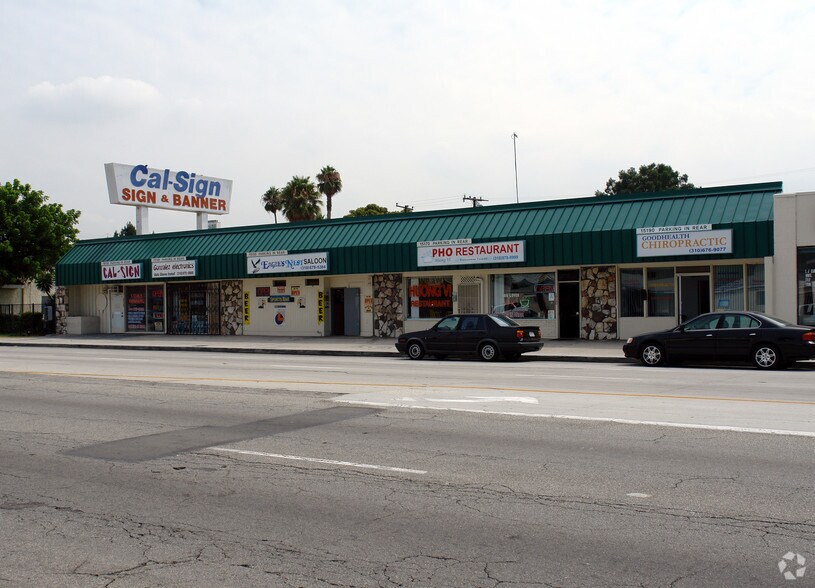 More Photos Of 15130-15190 Prairie Ave, Lawndale Storefront For Lease