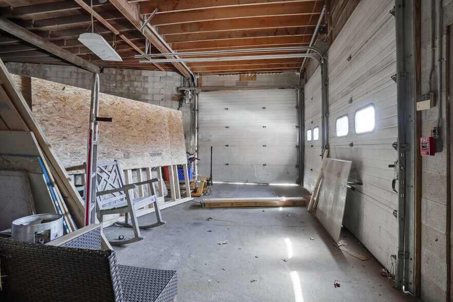 More Photos Of 770 Main St, West Warwick Warehouse For Sale