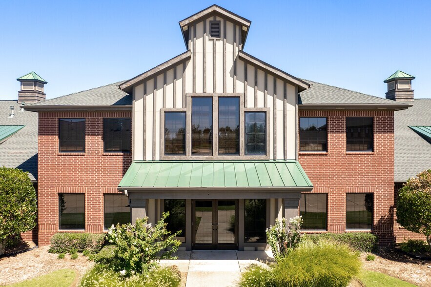 More Photos Of 755 W Covell Rd, Edmond Medical For Lease