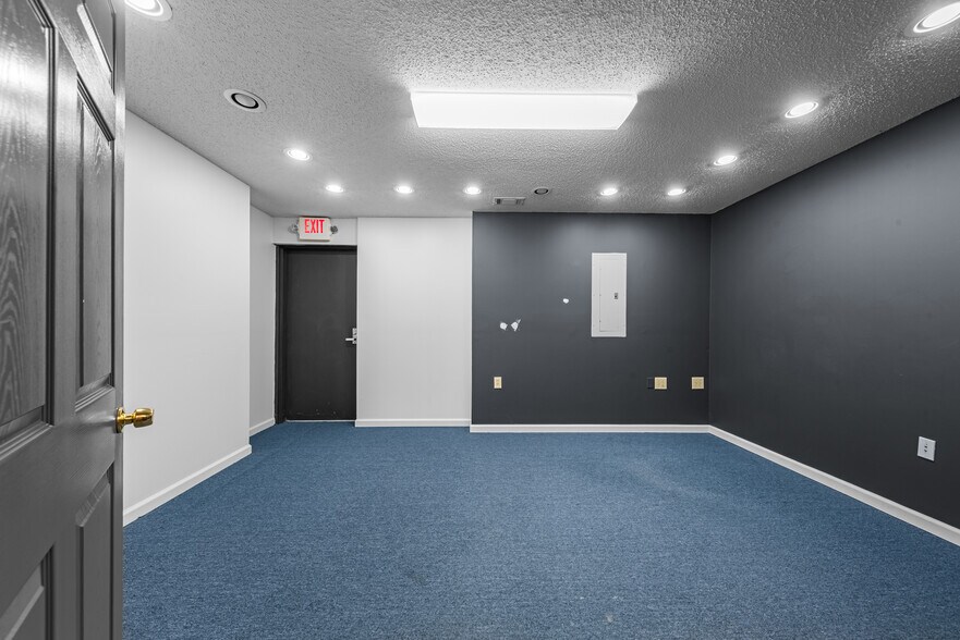 More Photos Of 741 Harry McCarty Rd, Bethlehem Light Distribution For Lease