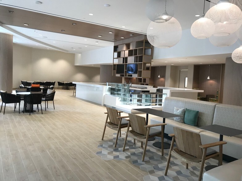 More Photos Of 717 Texas Ave, Houston Office For Lease