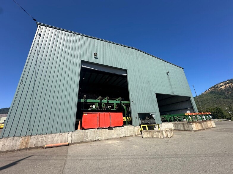 More Photos Of 1192 Pruner Rd, Riddle Land For Sale