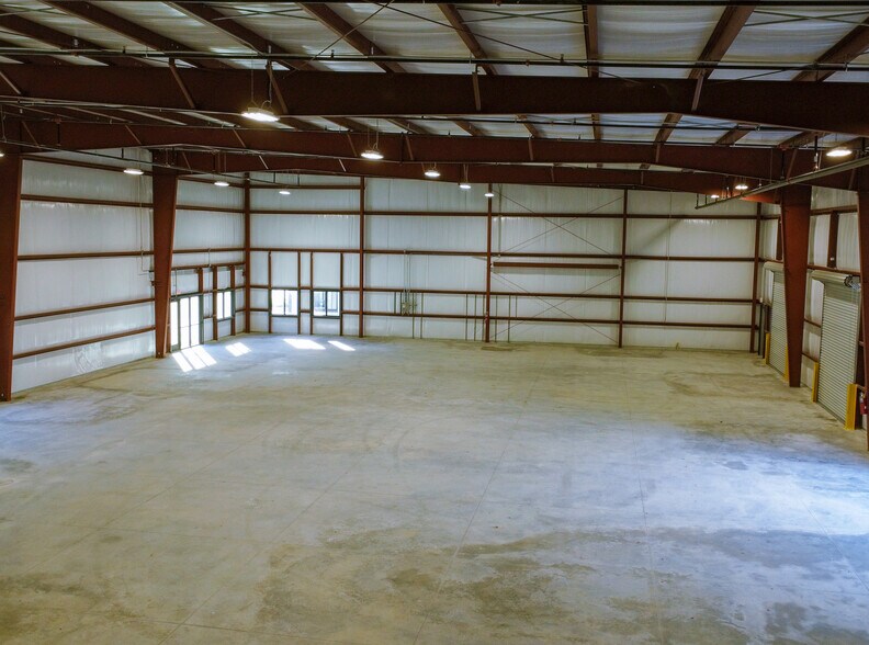 More Photos Of 3950 NW 11th St, Ocala Unknown For Lease