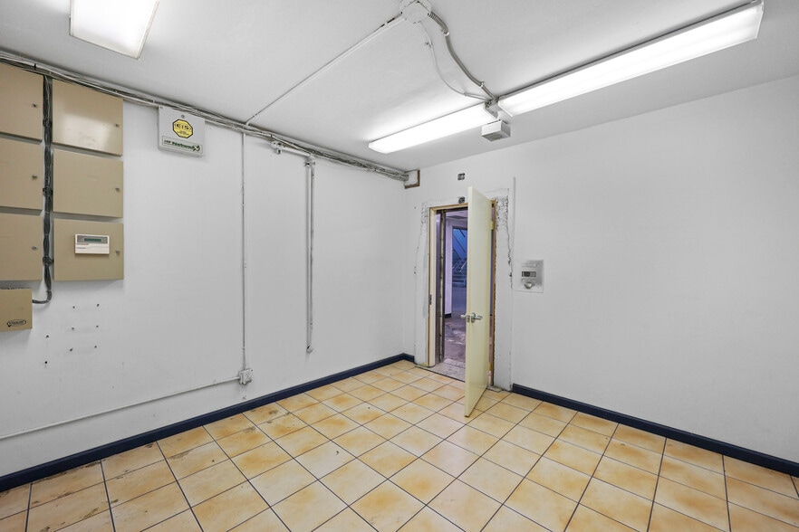 More Photos Of 2350 W Valley Blvd, Alhambra Loft Creative Space For Lease