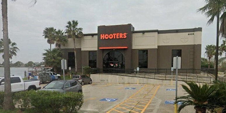 More Photos Of 6028 Heards Ln, Galveston Restaurant For Sale