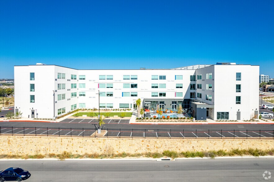 More Photos Of 5630 Utsa Blvd, San Antonio Hotel For Sale