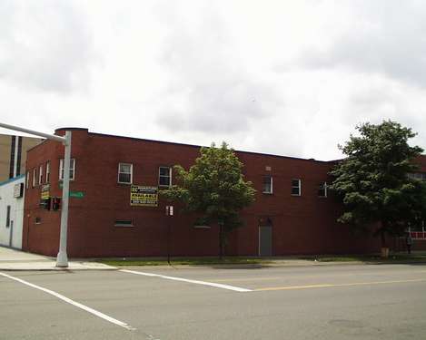 Primary Photo Of 1501-1515 W Lafayette Blvd, Detroit Manufacturing For Sale