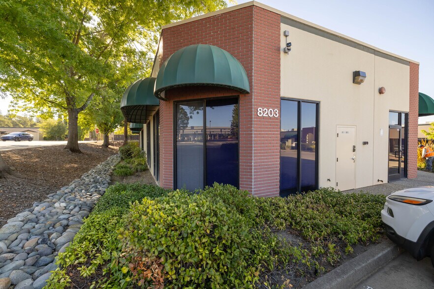 More Photos Of 8203 Sierra College Blvd, Roseville Office For Sale
