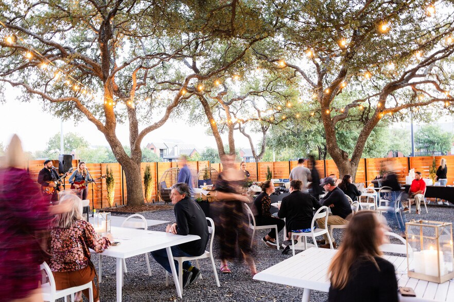 More Photos Of 305 E Huntland Dr, Austin Coworking Space