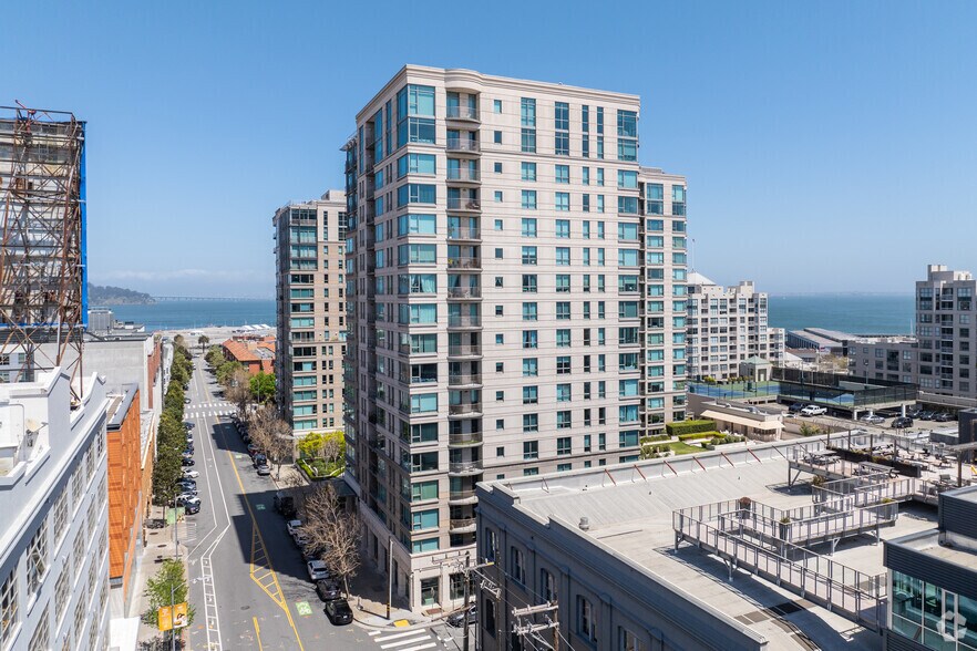 More Photos Of 219 Brannan St, San Francisco Apartments For Sale