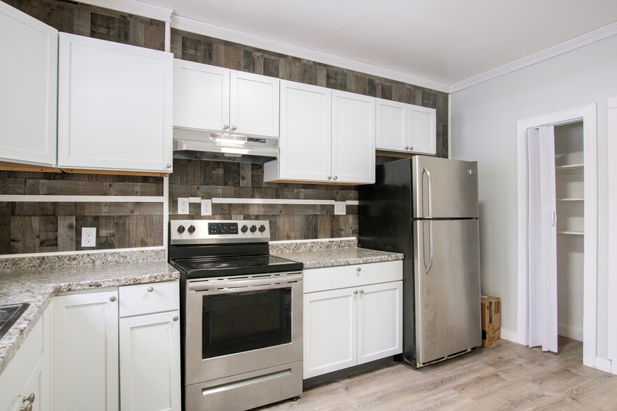 More Photos Of 69 Winter St, Springfield Apartments For Sale