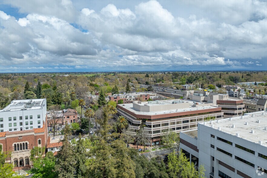 More Photos Of 1020 29th St, Sacramento Unknown For Lease