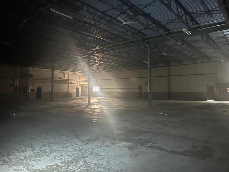 More Photos Of 701 Greylock St, Lee Manufacturing For Lease