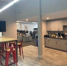 More Photos Of 128-130 Chestnut St, Philadelphia Office Residential For Lease