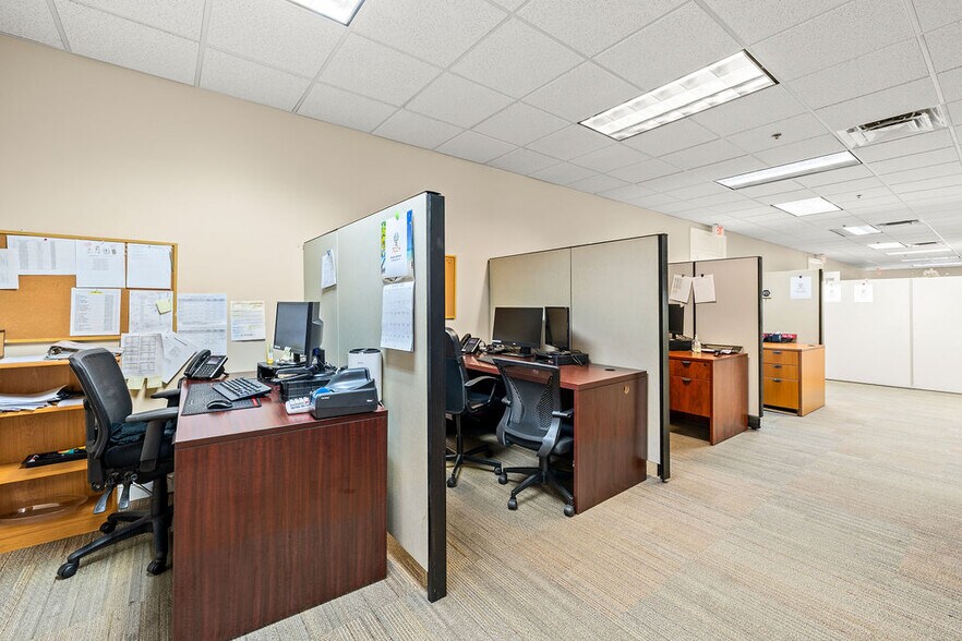 More Photos Of 1555 Indian River Blvd, Vero Beach Medical For Lease