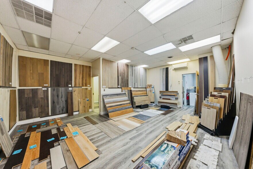 More Photos Of 1245 US 1, Edison Medical For Lease