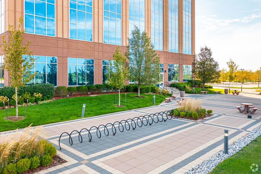 More Photos Of 9351-9401 Renner Blvd, Lenexa Office For Lease