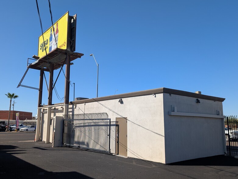 More Photos Of 1108 N Cave Creek Rd, Phoenix Storefront Retail Office For Sale