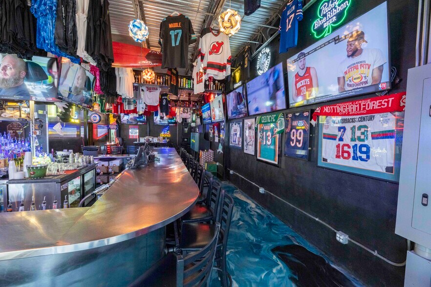 More Photos Of 1368 Ocean Shore Blvd, Ormond Beach Restaurant For Sale