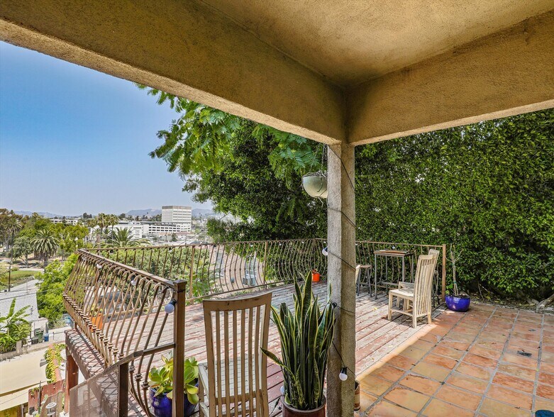 More Photos Of 1016 Laguna Ave, Los Angeles Apartments For Sale