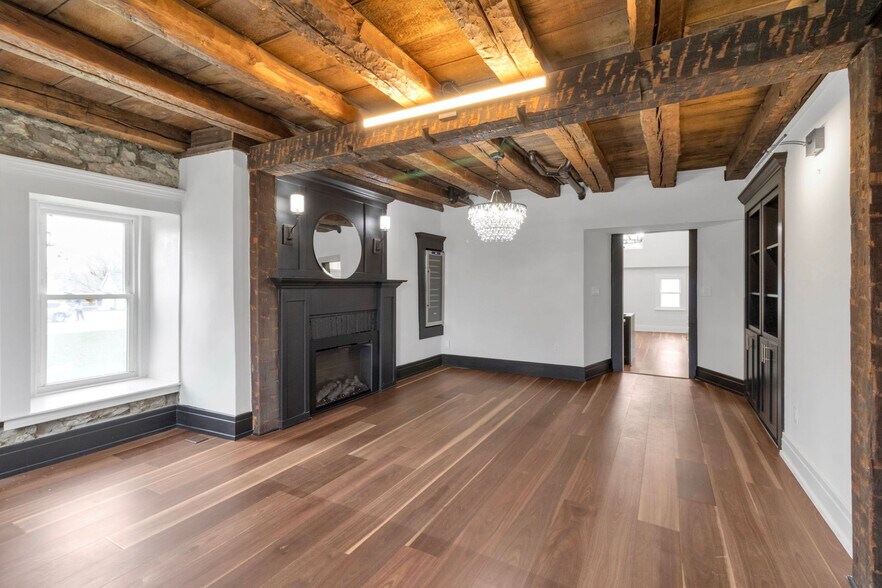 More Photos Of 9060 Main St, Clarence Storefront Retail Residential For Sale