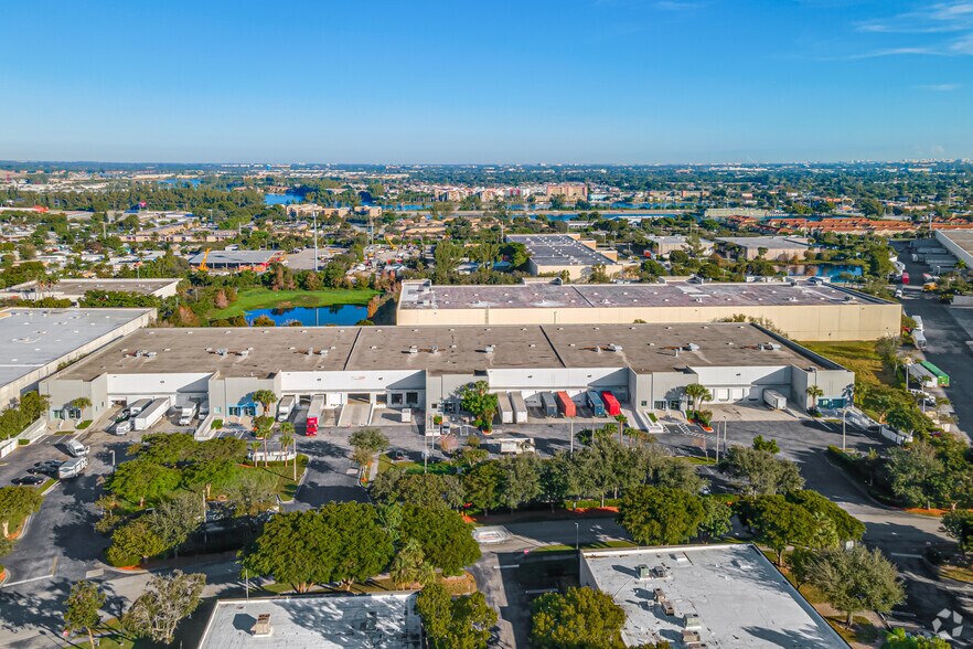 More Photos Of 2101-2131 Park Central Blvd N, Pompano Beach Warehouse For Lease