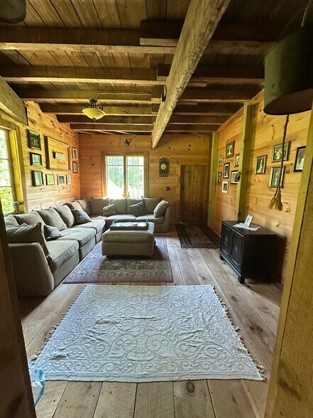 More Photos Of 304 Sutherland Rd, East Meredith Lodge Meeting Hall For Sale