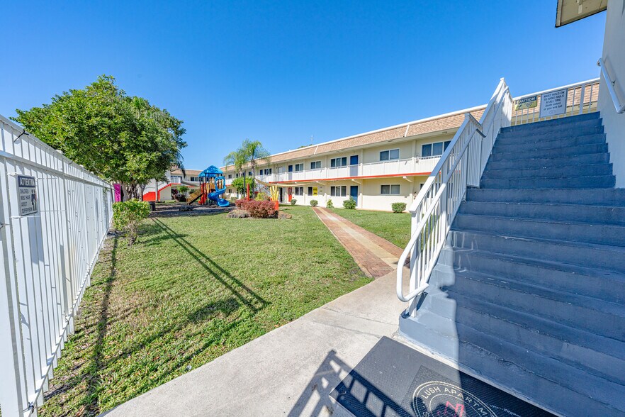 More Photos Of 1701 NW 58th Ter, Sunrise Apartments For Sale
