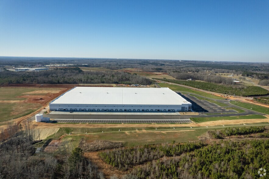 More Photos Of 121 Logistics Dr, Gaffney Unknown For Lease