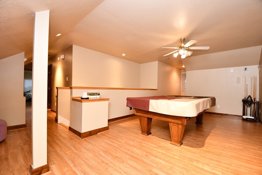 More Photos Of 19250 Becker Rd, Hockley Land For Sale