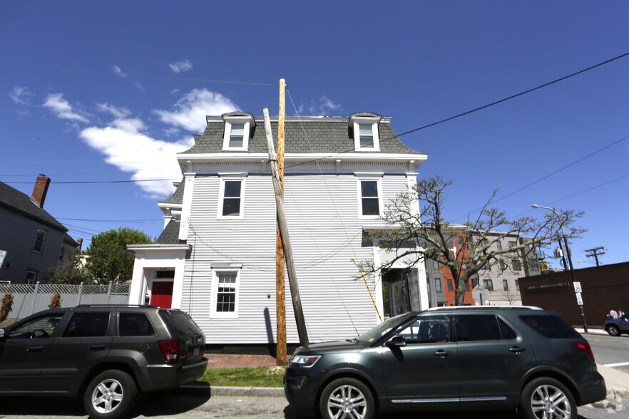 More Photos Of 1 North St, Portland Apartments For Lease