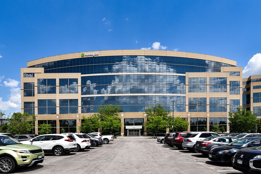 Primary Photo Of 11100 Wayzata Blvd, Minnetonka Office For Lease