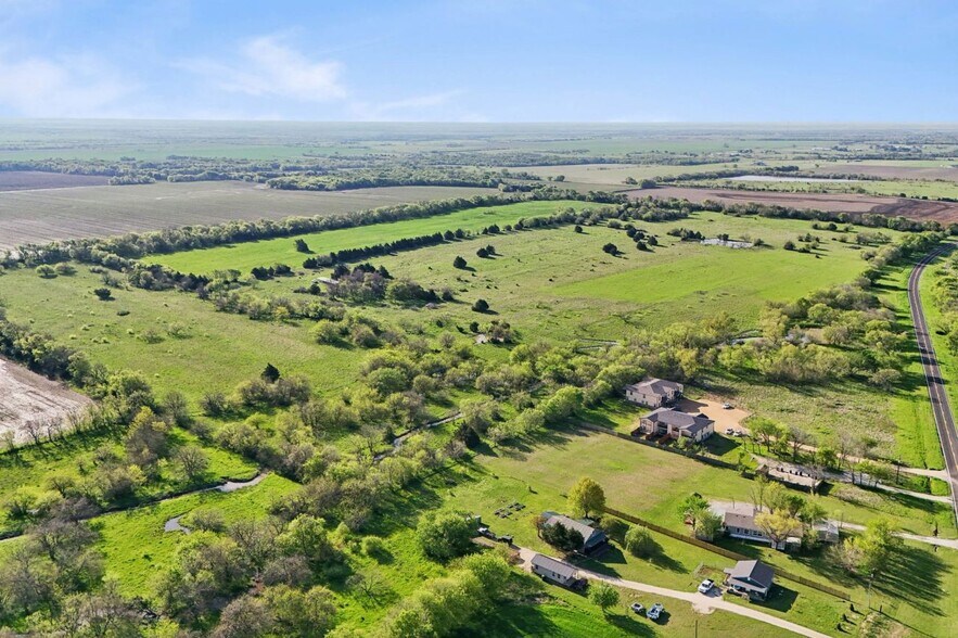 More Photos Of 00 FM 901, Collinsville Land For Sale