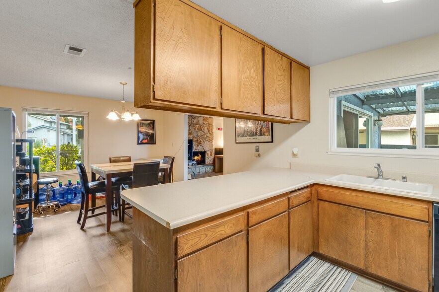 More Photos Of 150 Yorkshire Ct, Vallejo Apartments For Sale