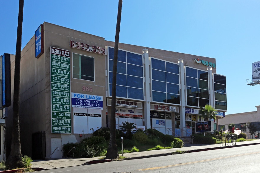 More Photos Of 966 S Western Ave, Los Angeles Office For Lease
