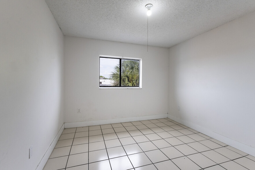 More Photos Of 6305 W 22nd Ct, Hialeah Apartments For Sale