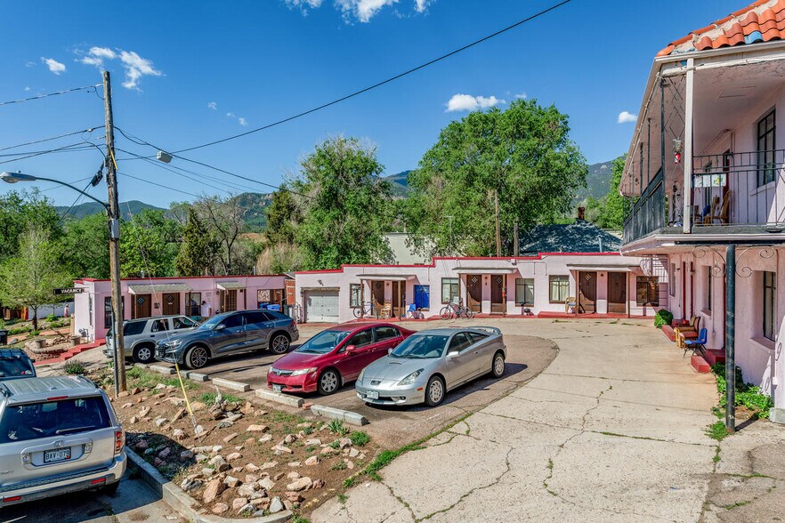 More Photos Of 3401 W Pikes Peak Ave, Colorado Springs Apartments For Sale