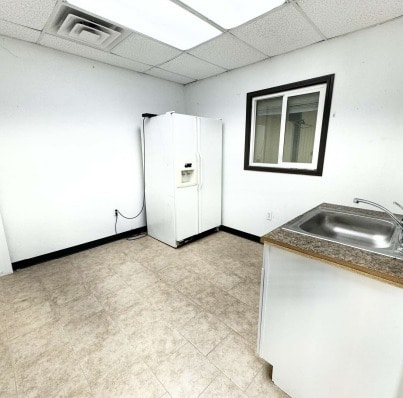 More Photos Of 711 N Morgan Rd, Yukon Warehouse For Lease