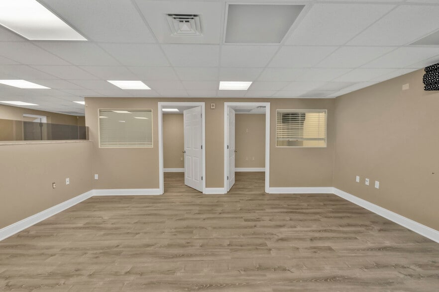 More Photos Of 128 W Charlotte Ave, Punta Gorda Office Residential For Sale