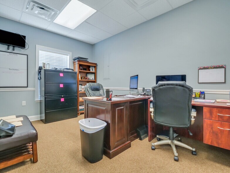 More Photos Of 1453 W Oglethorpe Hwy, Hinesville Office Residential For Lease