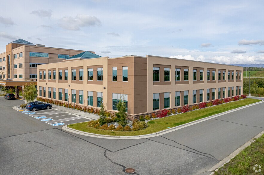 More Photos Of 2480 S Woodworth Loop, Palmer Medical For Lease