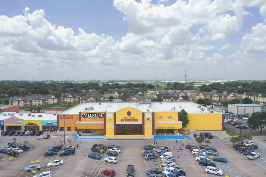 Primary Photo Of 11303-11495 Veterans Memorial Dr, Houston Unknown For Lease