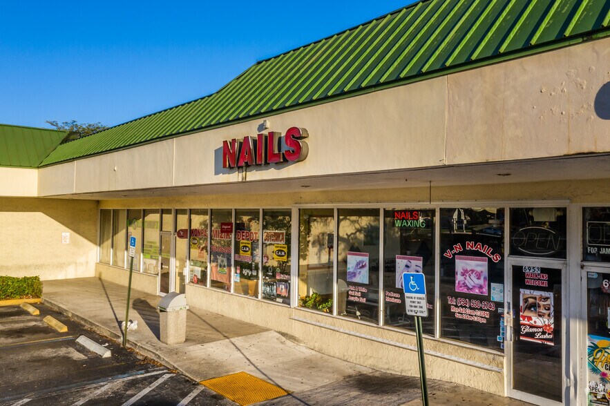 More Photos Of 6811-6969 Sunset Strip, Sunrise Unknown For Lease